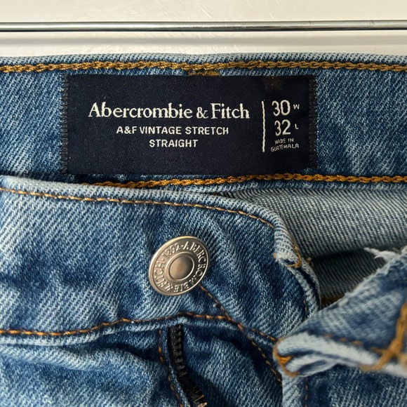 Abercrombie and Fitch Men’s vintage stretch straight jeans - Picture 3 of 3